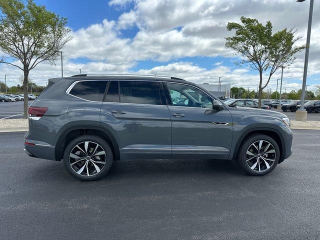 new 2026 Volkswagen Atlas car, priced at $51,788