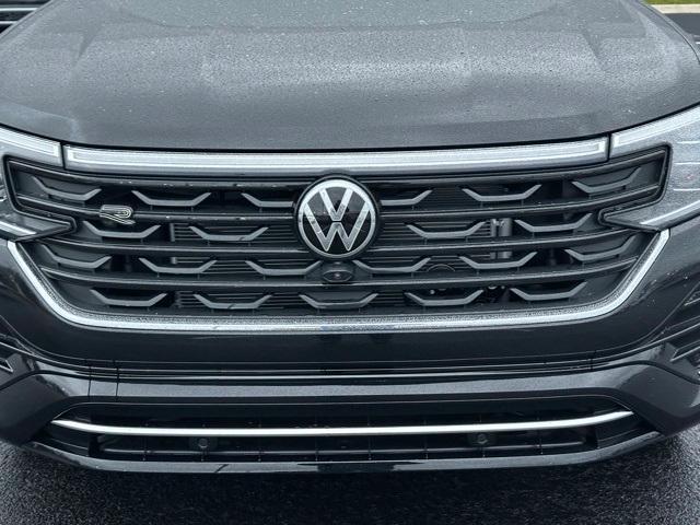 new 2026 Volkswagen Atlas car, priced at $52,449