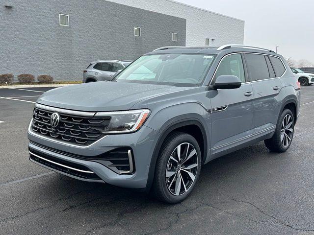 new 2026 Volkswagen Atlas car, priced at $53,308