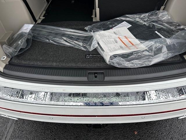 new 2026 Volkswagen Atlas car, priced at $52,618