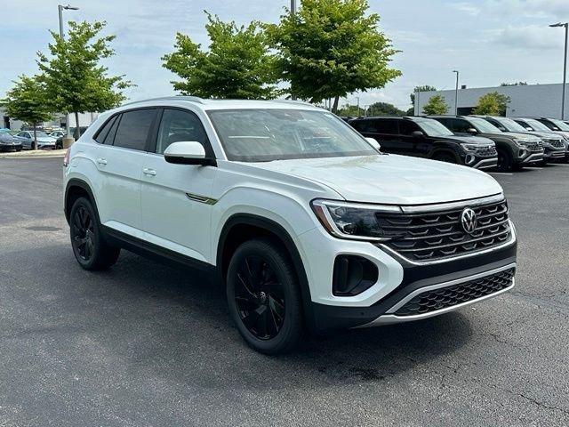 new 2026 Volkswagen Atlas Cross Sport car, priced at $44,711