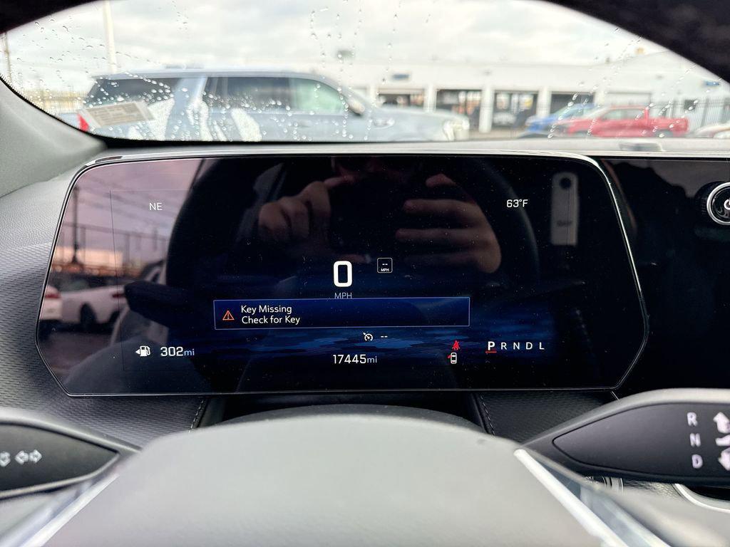 used 2025 Chevrolet Equinox car, priced at $24,743