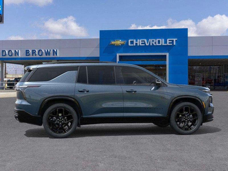 new 2026 Chevrolet Traverse car, priced at $55,190