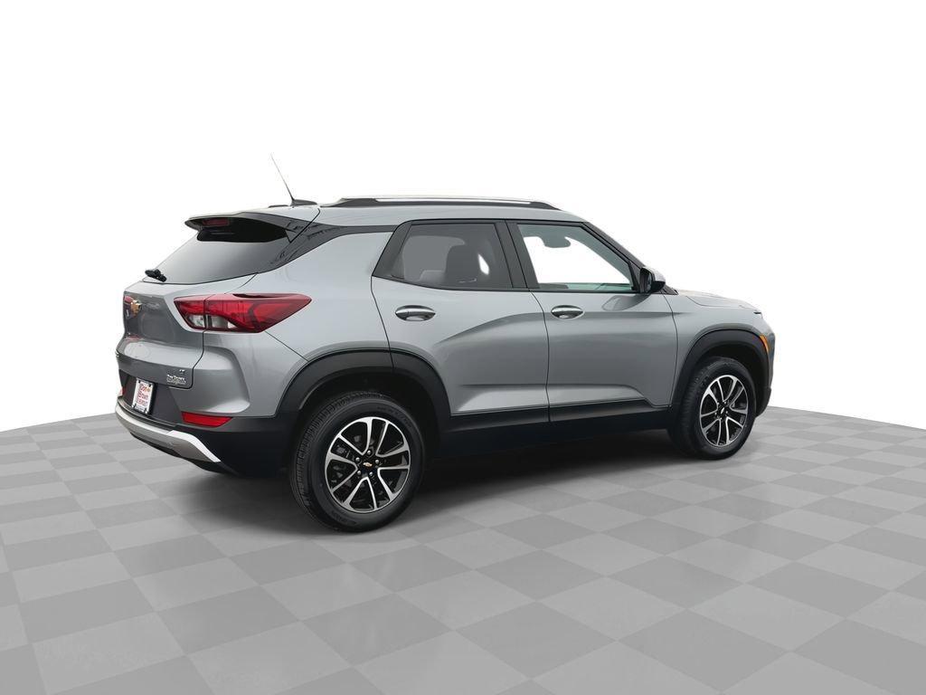 used 2025 Chevrolet TrailBlazer car, priced at $22,838