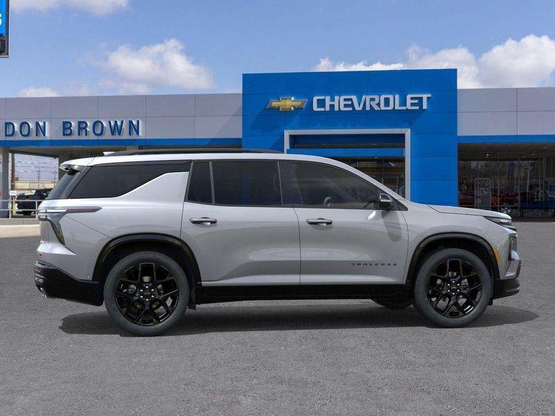 new 2026 Chevrolet Traverse car, priced at $55,190