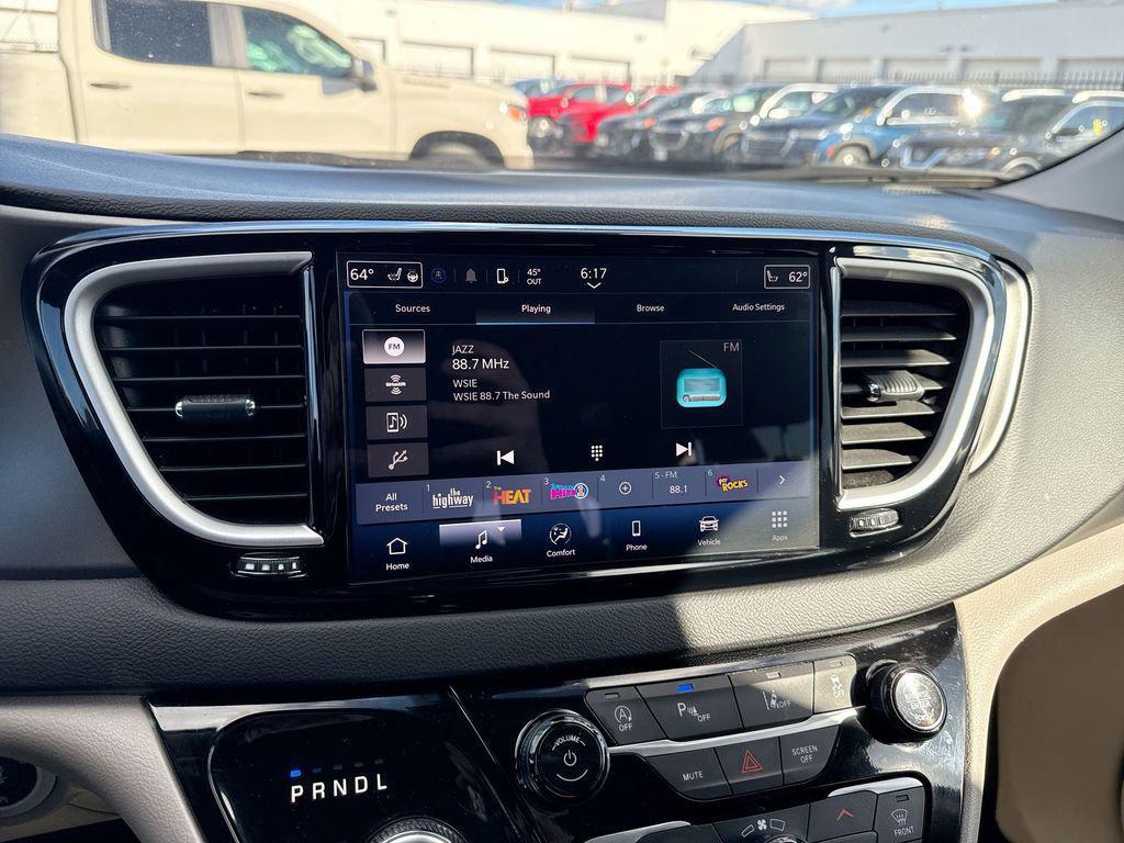 used 2024 Chrysler Pacifica car, priced at $26,065