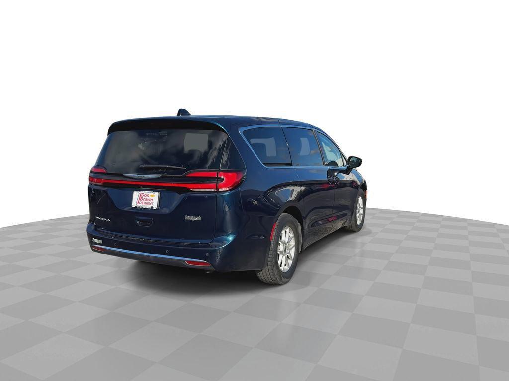 used 2024 Chrysler Pacifica car, priced at $26,065
