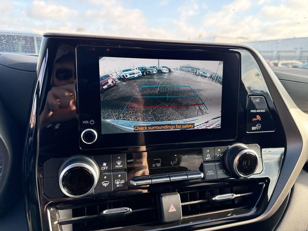 used 2023 Toyota Highlander car, priced at $30,000