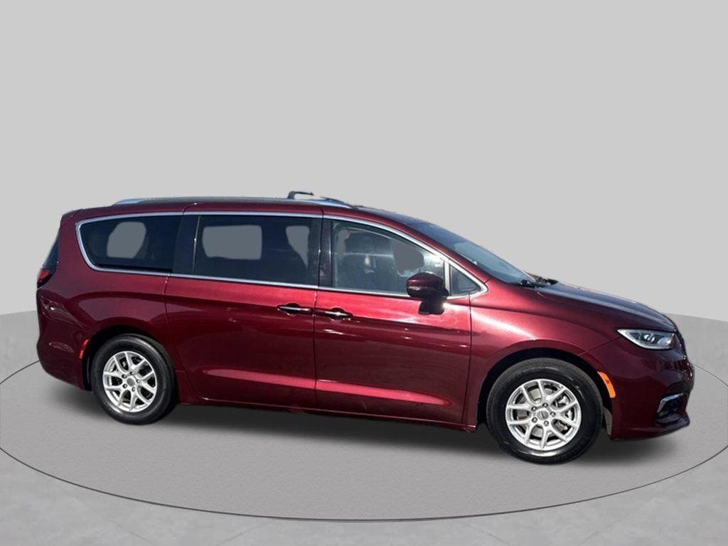 used 2021 Chrysler Pacifica car, priced at $22,457