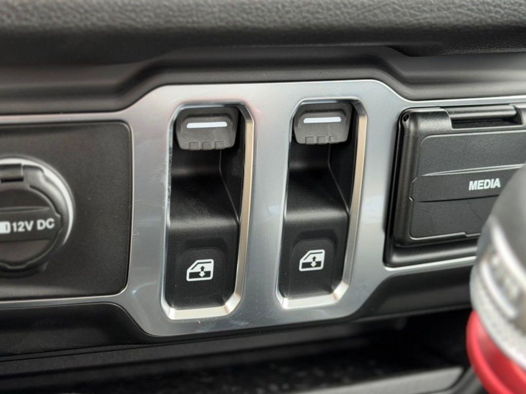 new 2026 Jeep Wrangler car, priced at $40,344