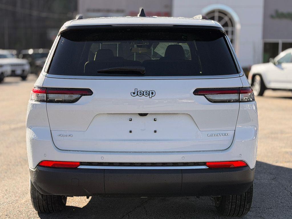 new 2025 Jeep Grand Cherokee L car, priced at $45,237