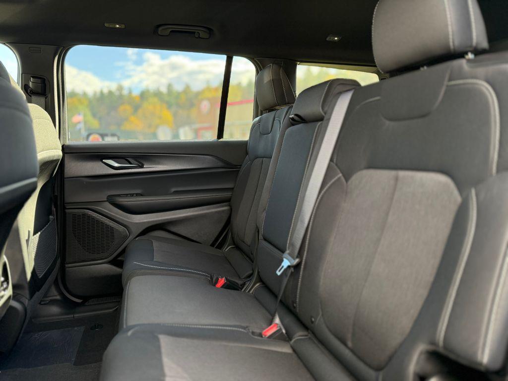 new 2025 Jeep Grand Cherokee L car, priced at $42,213