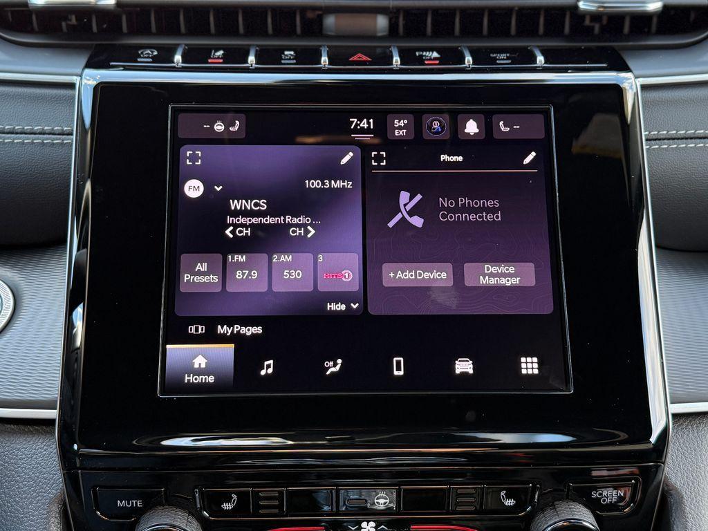 new 2025 Jeep Grand Cherokee L car, priced at $42,213