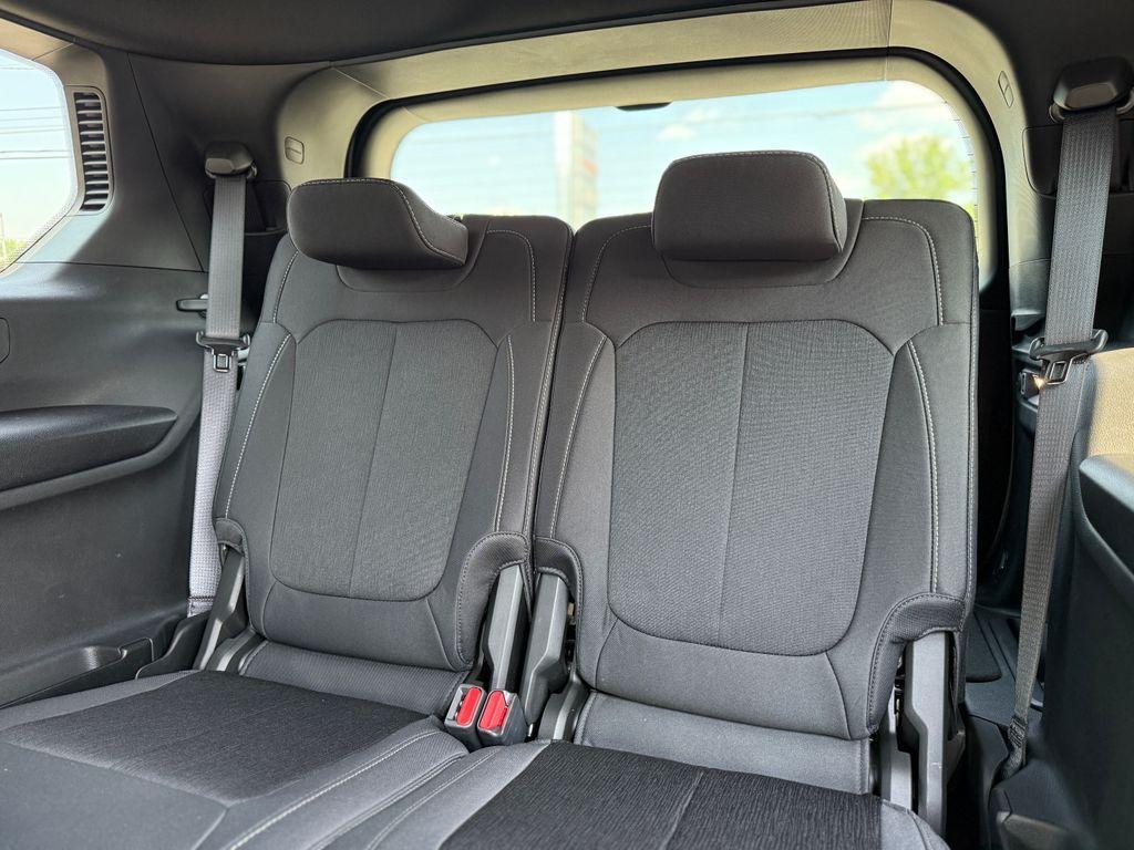 new 2025 Jeep Grand Cherokee L car, priced at $40,080