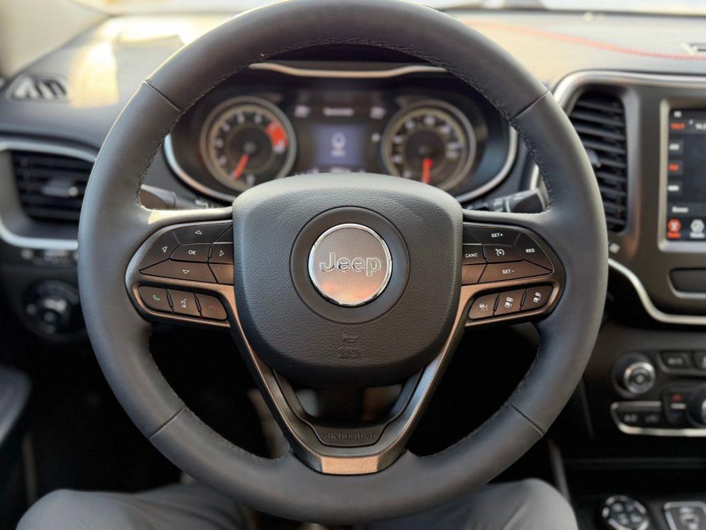 used 2022 Jeep Cherokee car, priced at $28,991