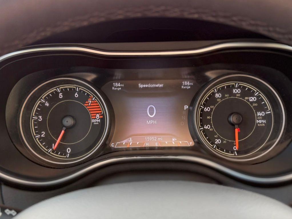 used 2022 Jeep Cherokee car, priced at $28,991