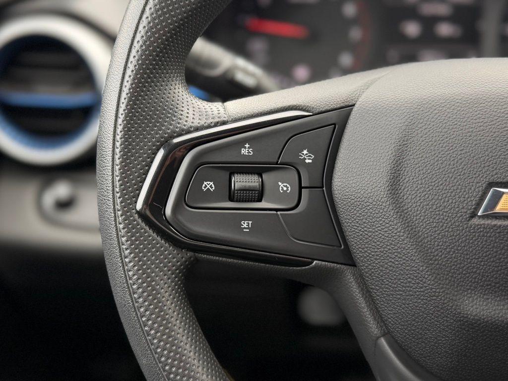 used 2024 Chevrolet Trax car, priced at $19,048