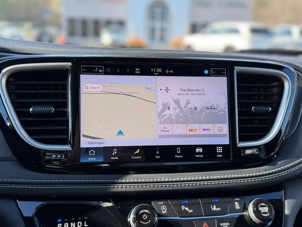 new 2026 Chrysler Pacifica car