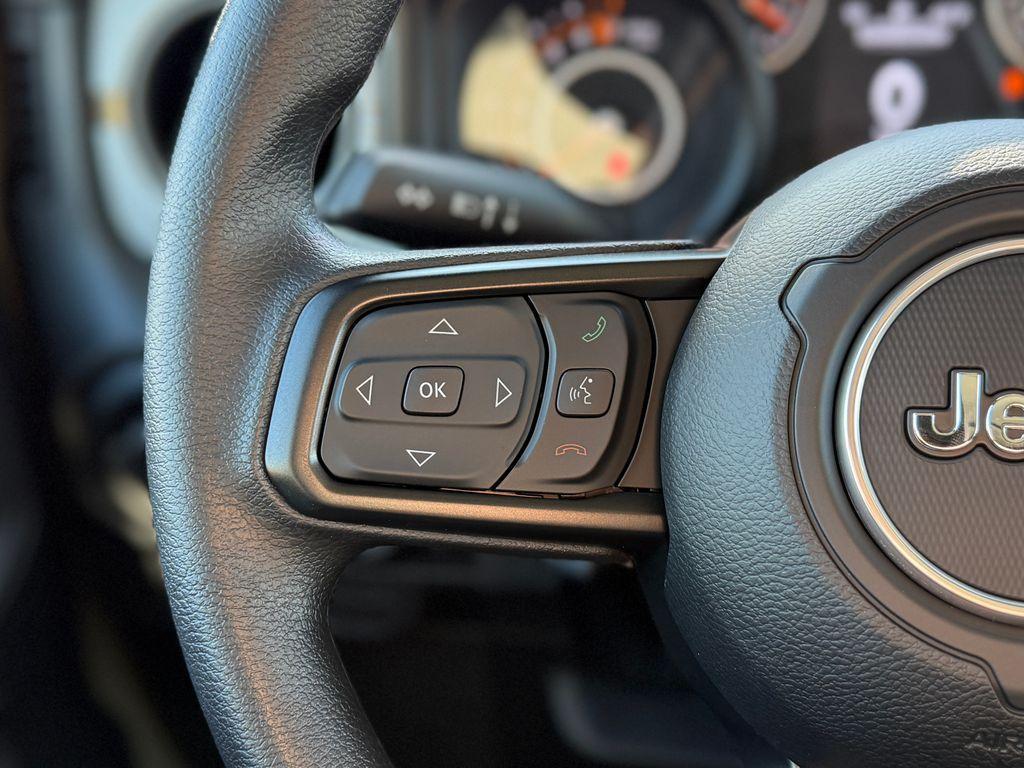 new 2026 Jeep Gladiator car, priced at $45,780