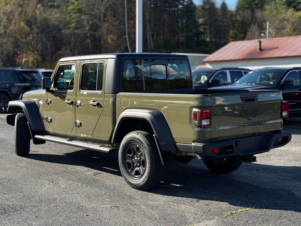 new 2026 Jeep Gladiator car, priced at $45,780