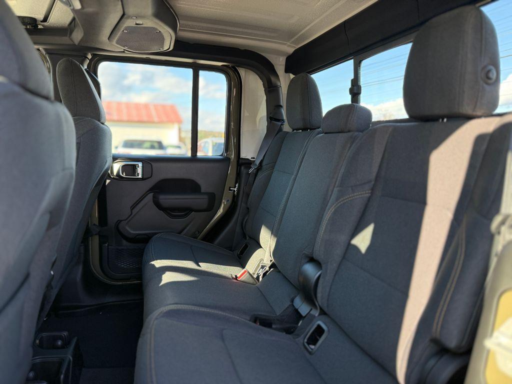 new 2026 Jeep Gladiator car, priced at $45,780