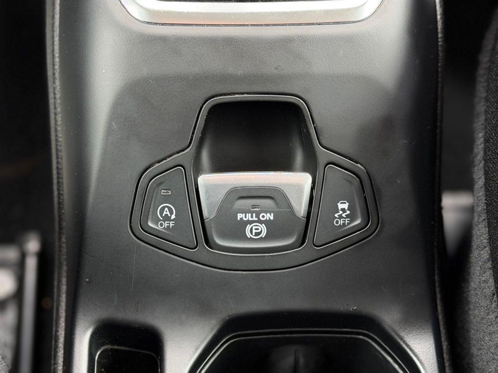 used 2023 Jeep Renegade car, priced at $21,222