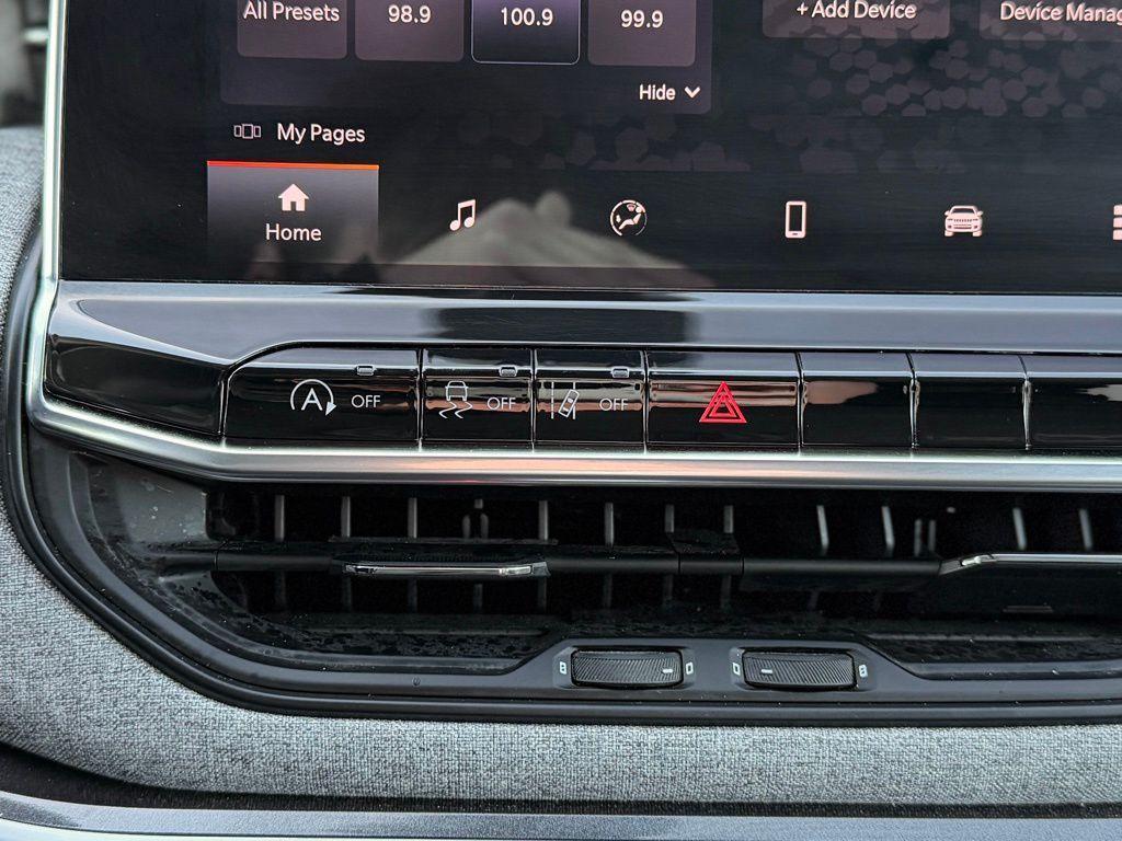 used 2022 Jeep Compass car, priced at $22,294