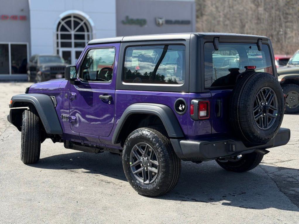 new 2026 Jeep Wrangler car, priced at $43,084