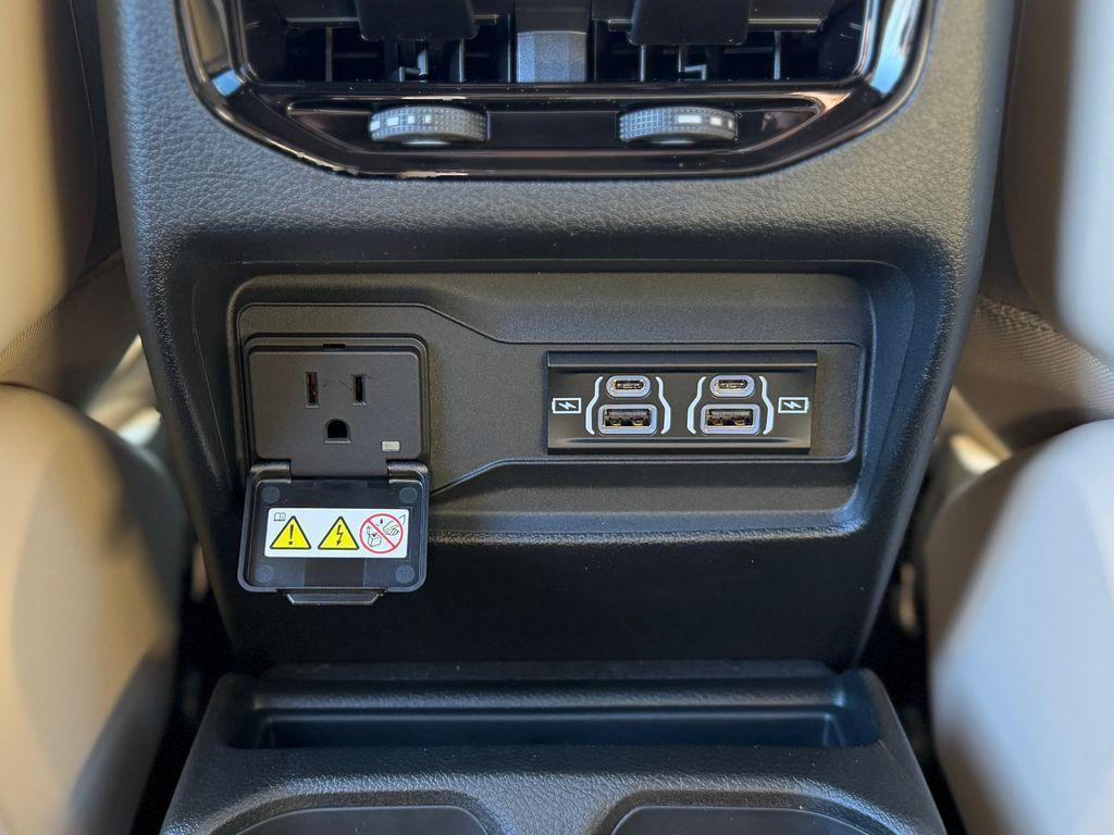 new 2025 Jeep Grand Cherokee L car, priced at $44,893