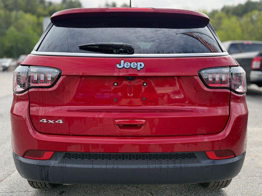 new 2025 Jeep Compass car, priced at $27,148