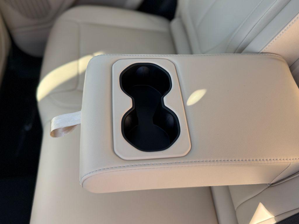 new 2025 Jeep Grand Cherokee car, priced at $45,645