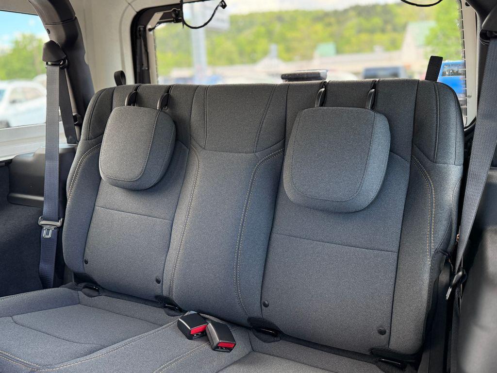 new 2025 Jeep Wrangler car, priced at $40,032