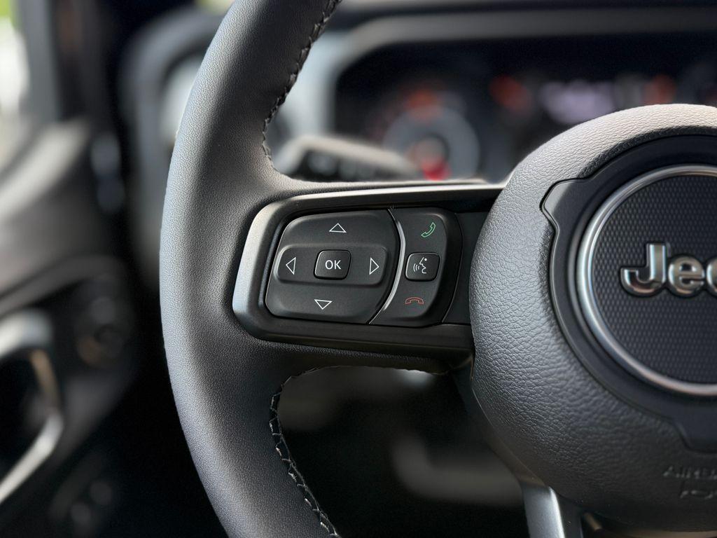 new 2025 Jeep Wrangler car, priced at $40,032