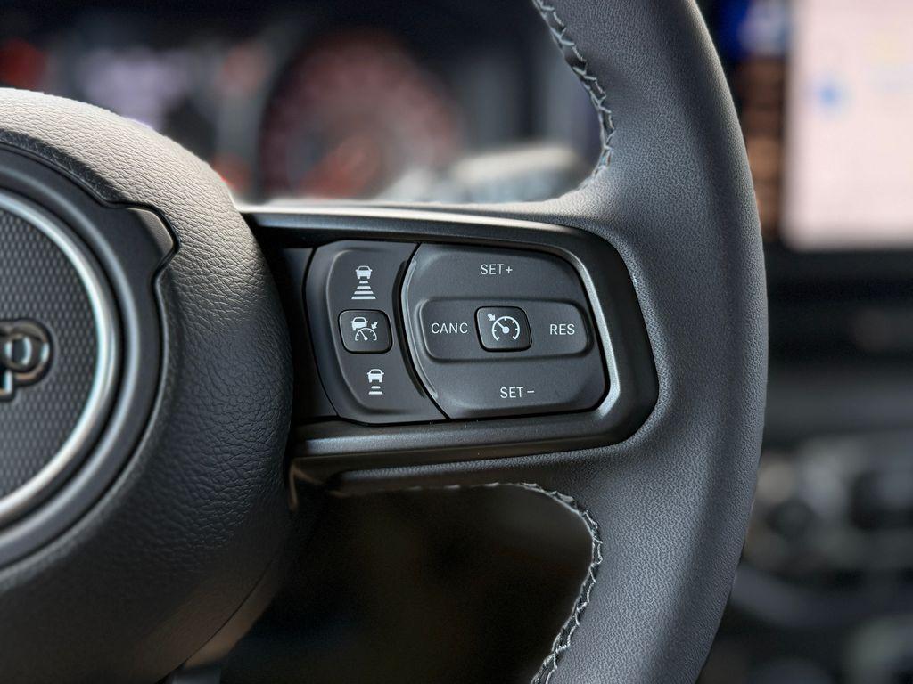 new 2025 Jeep Wrangler car, priced at $40,032