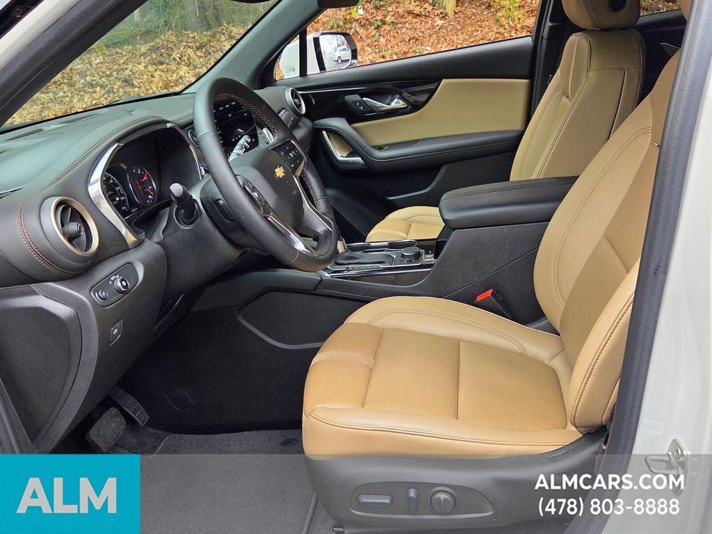 used 2024 Chevrolet Blazer car, priced at $31,120