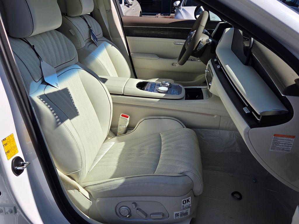 new 2026 Genesis G90 car, priced at $101,684
