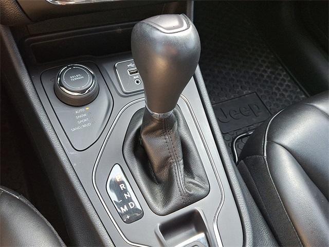 used 2020 Jeep Cherokee car, priced at $18,999