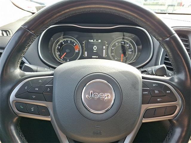 used 2020 Jeep Cherokee car, priced at $18,999