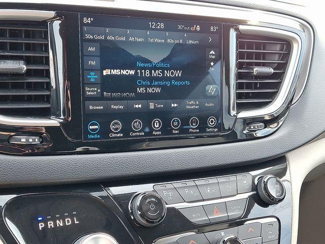 used 2020 Chrysler Pacifica car, priced at $25,999