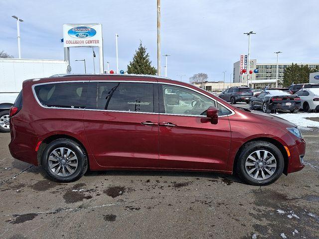 used 2020 Chrysler Pacifica car, priced at $25,999