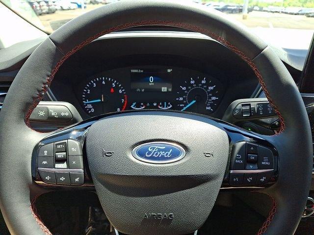 used 2022 Ford Escape car, priced at $23,999