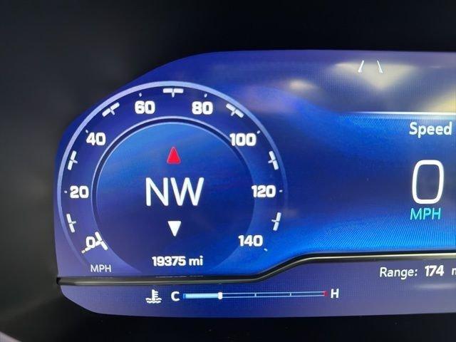 used 2024 Chevrolet Suburban car, priced at $75,999