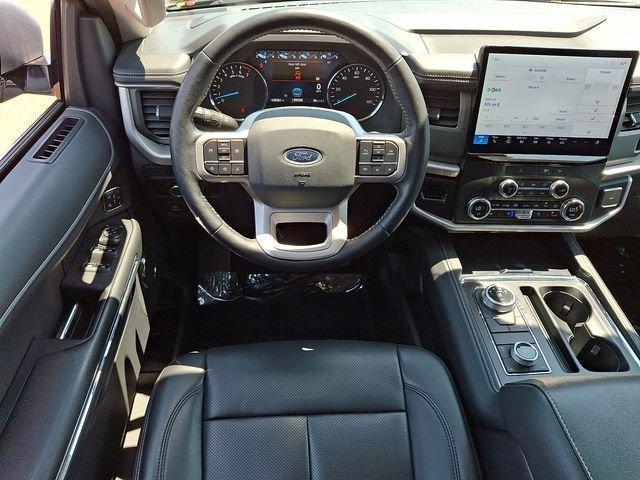 used 2023 Ford Expedition car, priced at $43,999