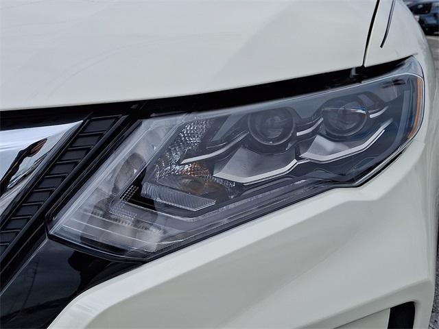 used 2017 Nissan Rogue car, priced at $13,999