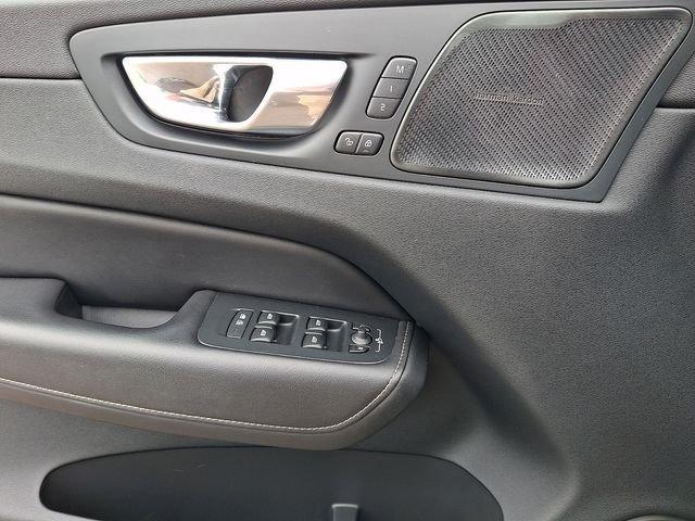used 2023 Volvo XC60 car, priced at $33,999