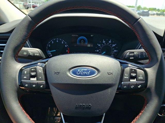 used 2022 Ford Escape car, priced at $25,089