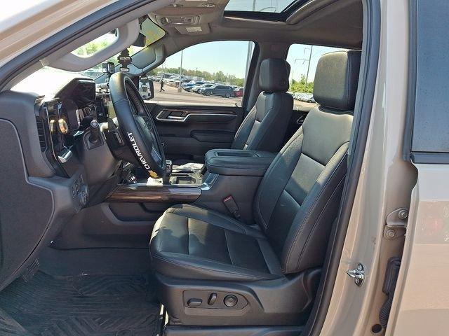 used 2022 Chevrolet Silverado 1500 car, priced at $42,999