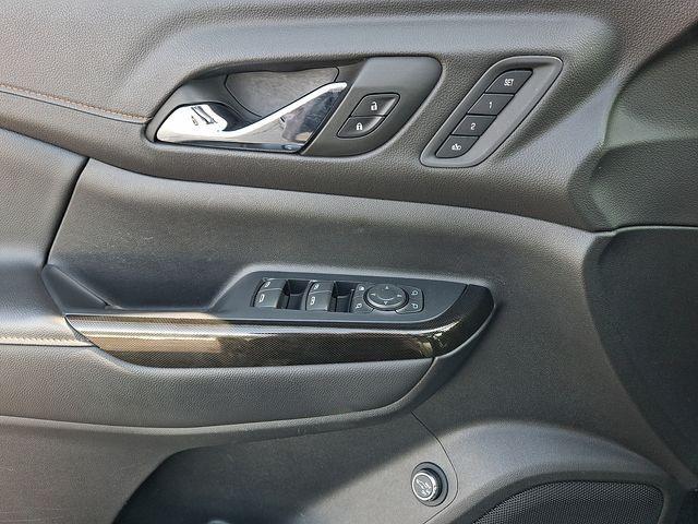 used 2022 GMC Acadia car, priced at $23,518