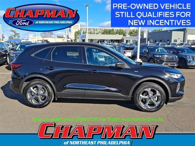 new 2025 Ford Escape car, priced at $25,882