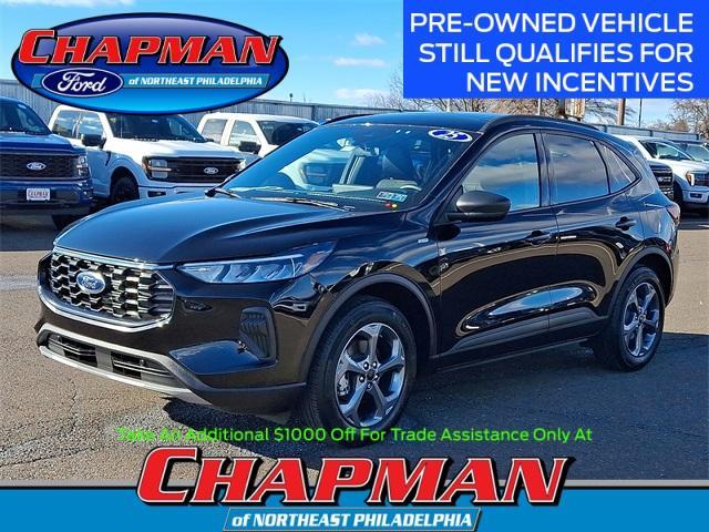 new 2025 Ford Escape car, priced at $25,882